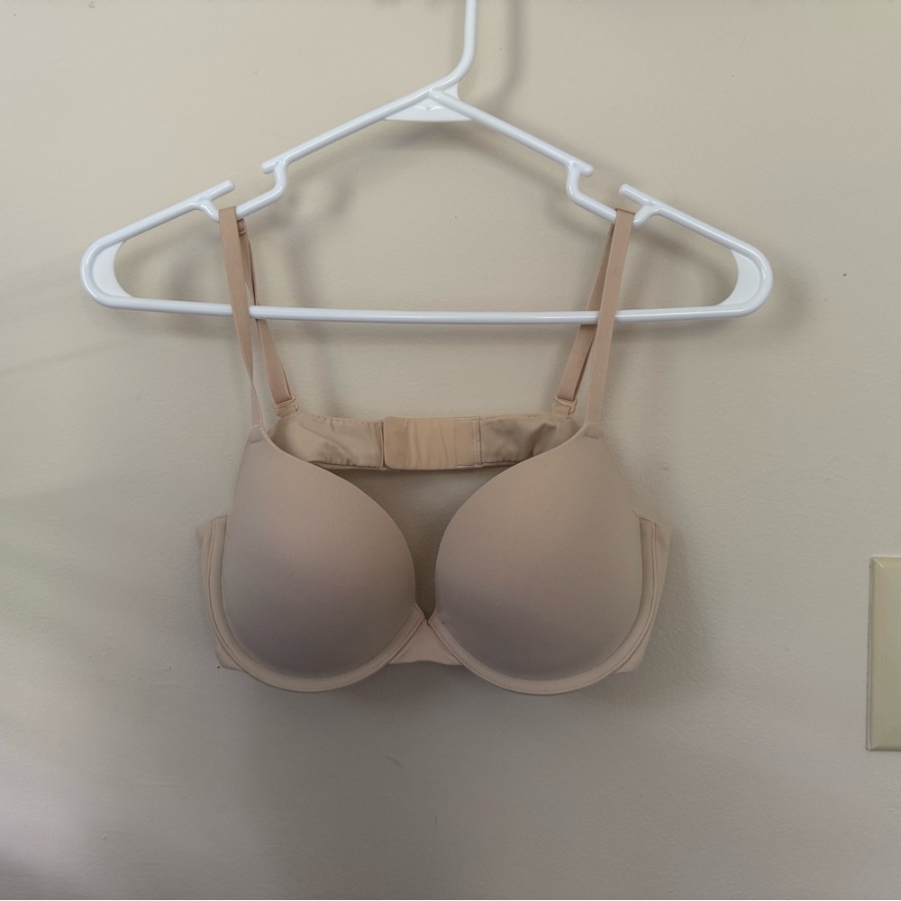 SKIMS Tan T-Shirt Bra with Underwire Support